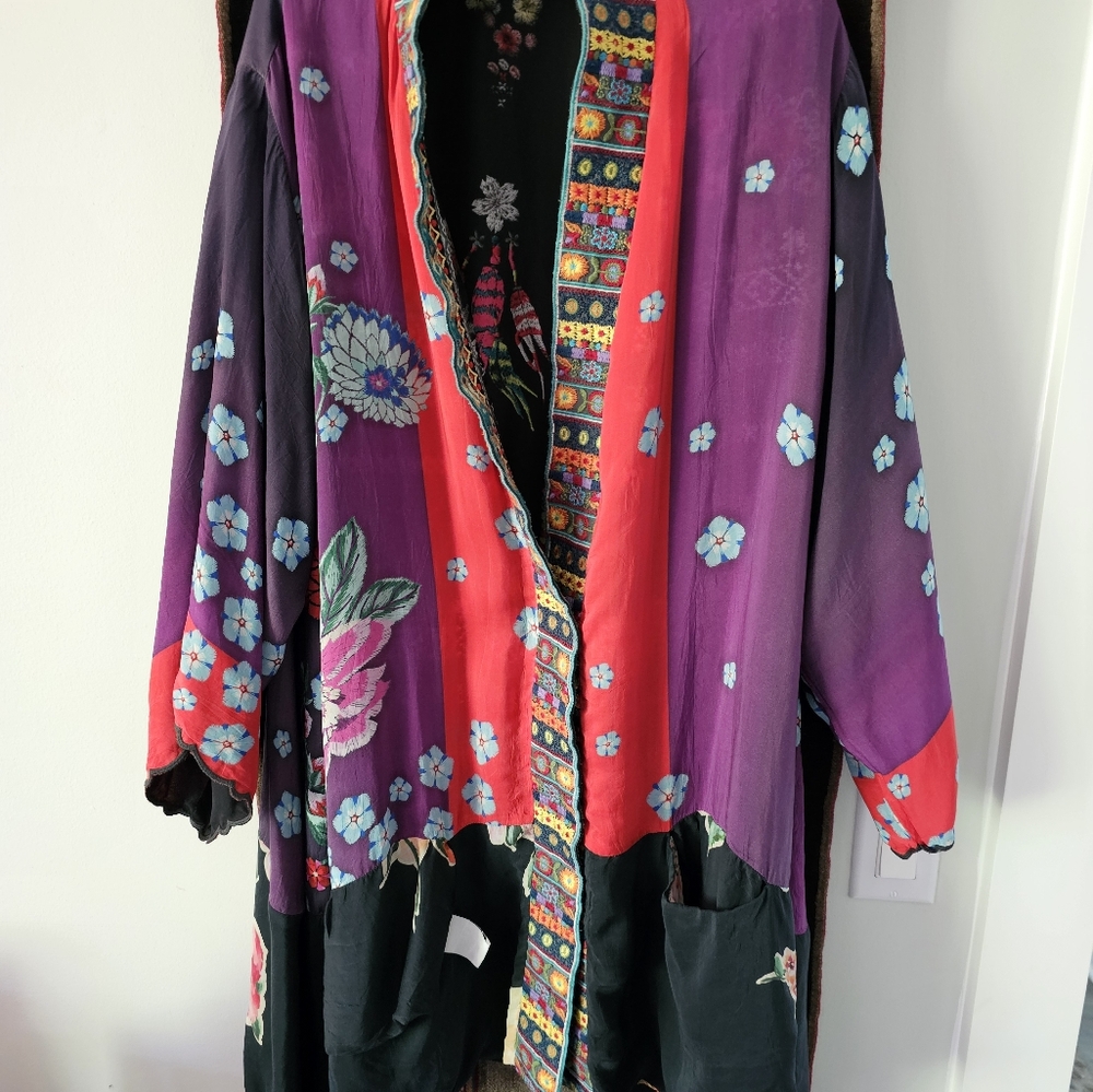 Johnny WAS silk Kimono - Picture 5 of 16